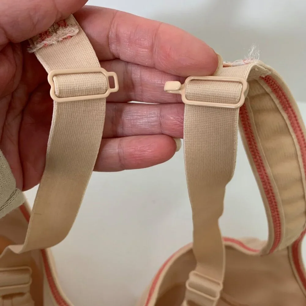 Freya Sonic Underwired Molded Spacer Sports Bra in Beige - Size 36D - Picture 6 of 7